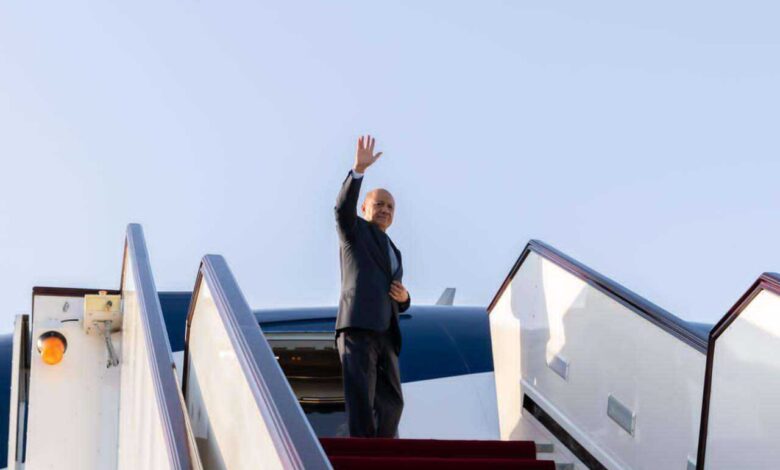 العليمي يغادر عدن الى المملكة العربية السعودية