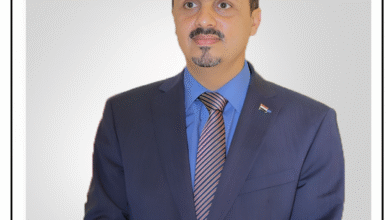 معمر الارياني وزير الاعلام والثقافة والسياحة