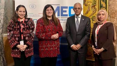 نائب وزير الخارجية مع وزيرة خارجية الفلسطينية