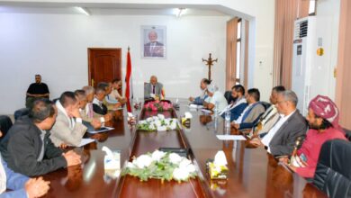 شمسان يلتقي قيادات المقاومة الشعبية ويشدد على تفعيل القضاء وتحييده