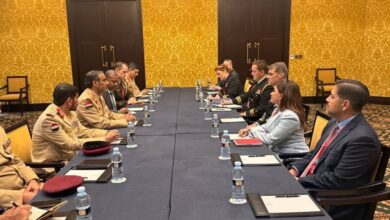 بن عزيز مع الاشقاء والاصدقاء