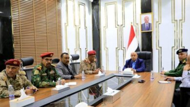 الخنبشي يترأس أول اجتماع أمني بحضرموت ويدعو لـ التقارب والتهدئة