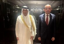 وزير الخارجية يلتقي الأمين العام لمجلس التعاون