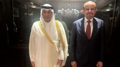 وزير الخارجية يلتقي الأمين العام لمجلس التعاون