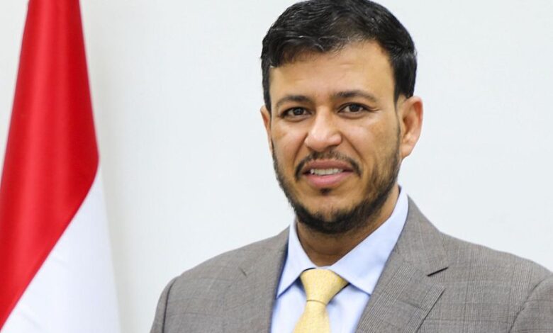 الدكتور عبدالله العليمي