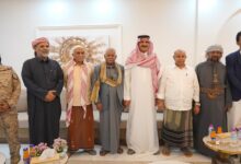 الوفد السعودي والسلطة المحلية يلتقون قيادات الكتلة البرلمانية والشورى ومرجعيات قبائل حضرموت