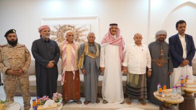 الوفد السعودي والسلطة المحلية يلتقون قيادات الكتلة البرلمانية والشورى ومرجعيات قبائل حضرموت