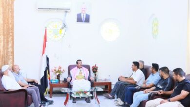 وكيل محافظة مأرب يبحث مع منظمة بلاك بيرن البريطانية تدخلاتها الإنسانية في المحافظة